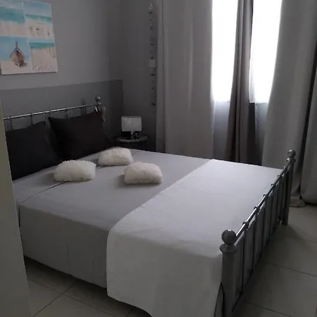 Centre ,seaview Modern ,best Location Paphos